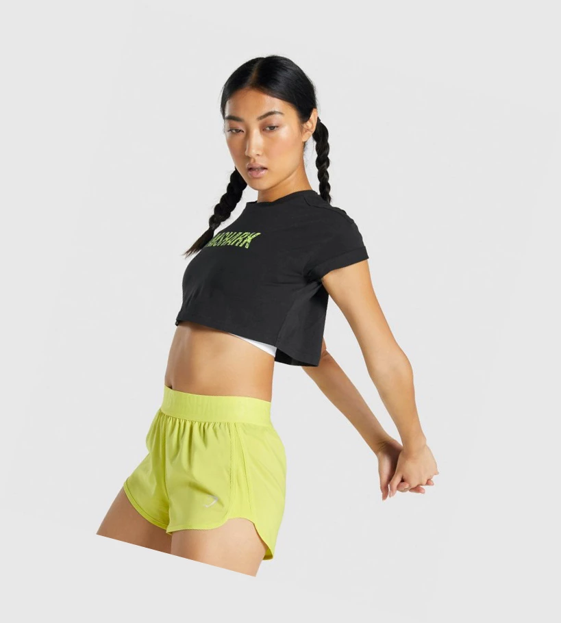 Gymshark Animal Graafinen Infill Crop Naisten T Paidat Mustat | YBHLDS539