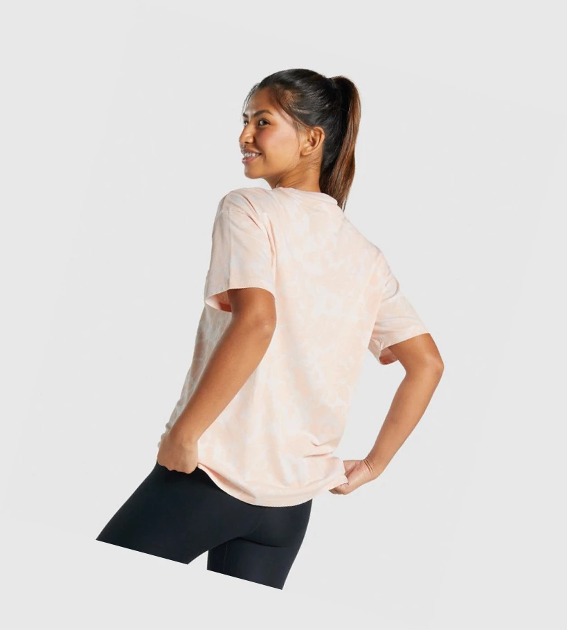 Gymshark Camo Graafinen Oversized Naisten T Paidat Kerma Vaaleanruskea | IUSEVG276